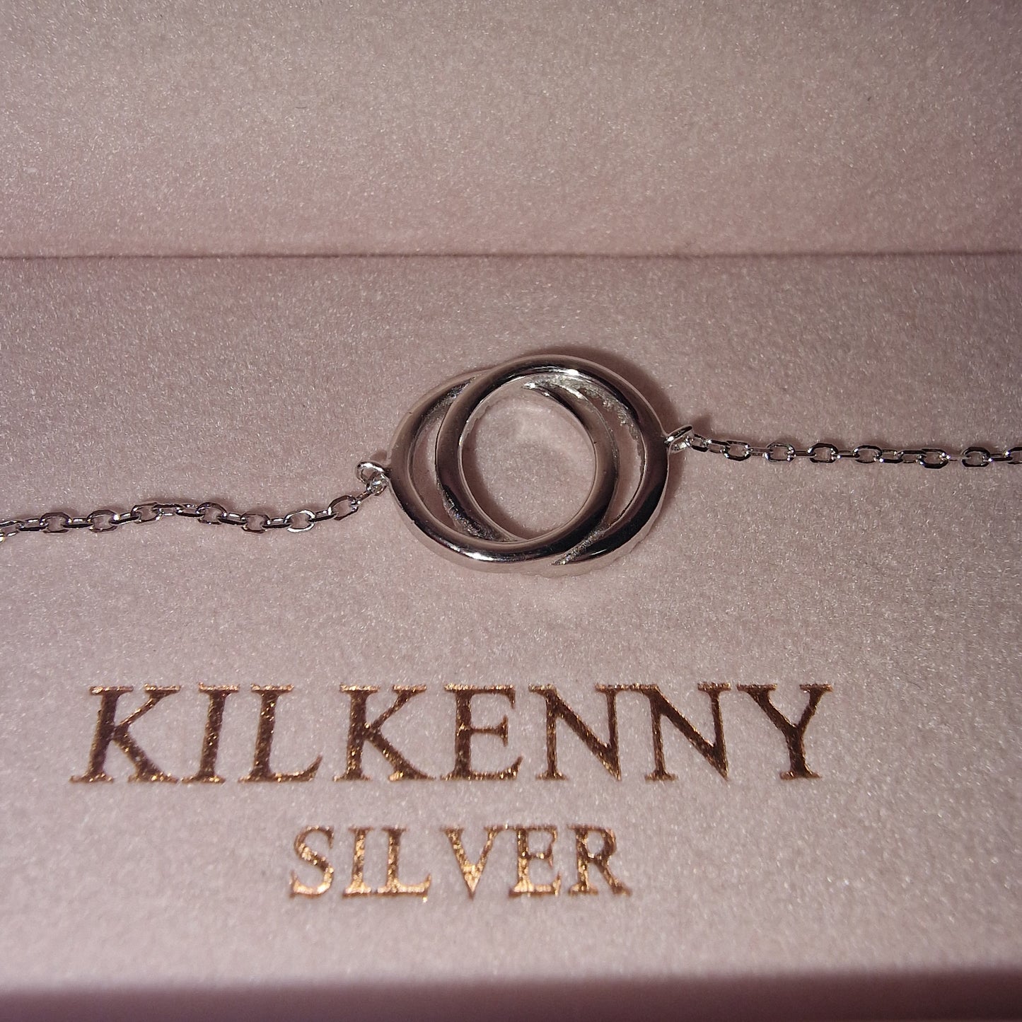 SILVER CIRCLE Interlocking BRACELET 3139