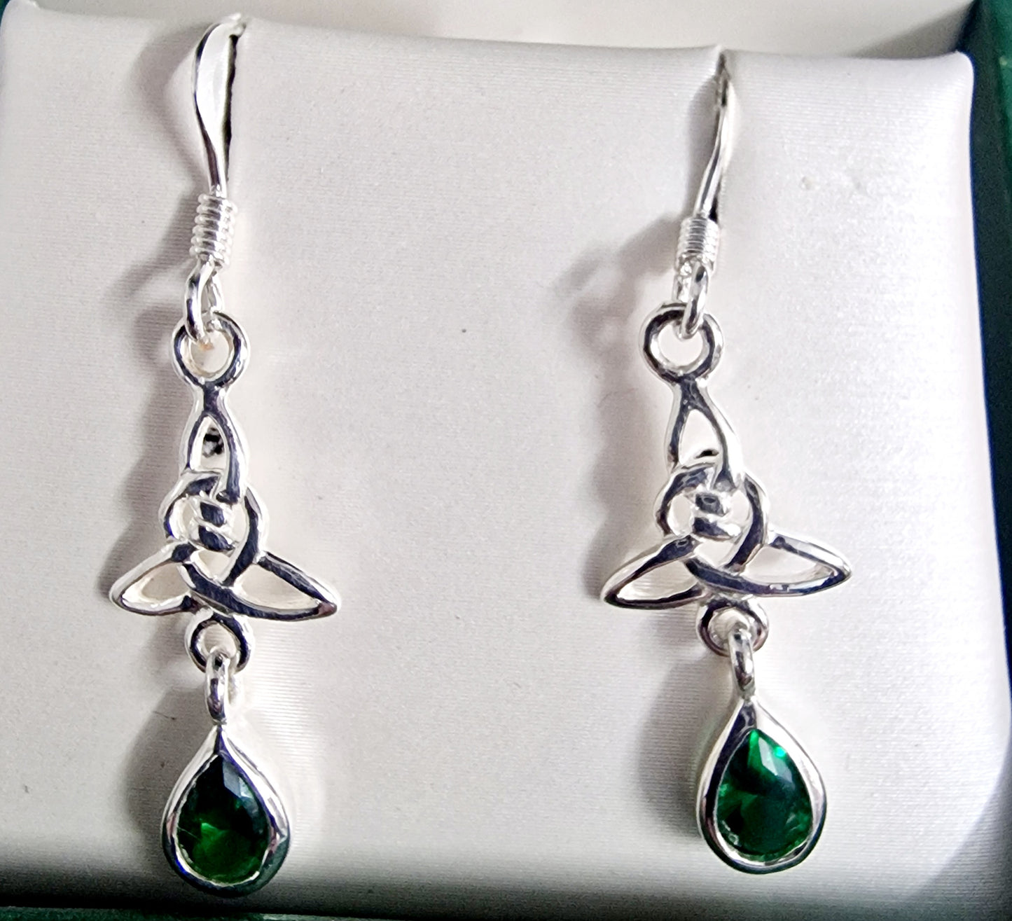 CELTIC TRINITY EARRINGS CS325 Silver