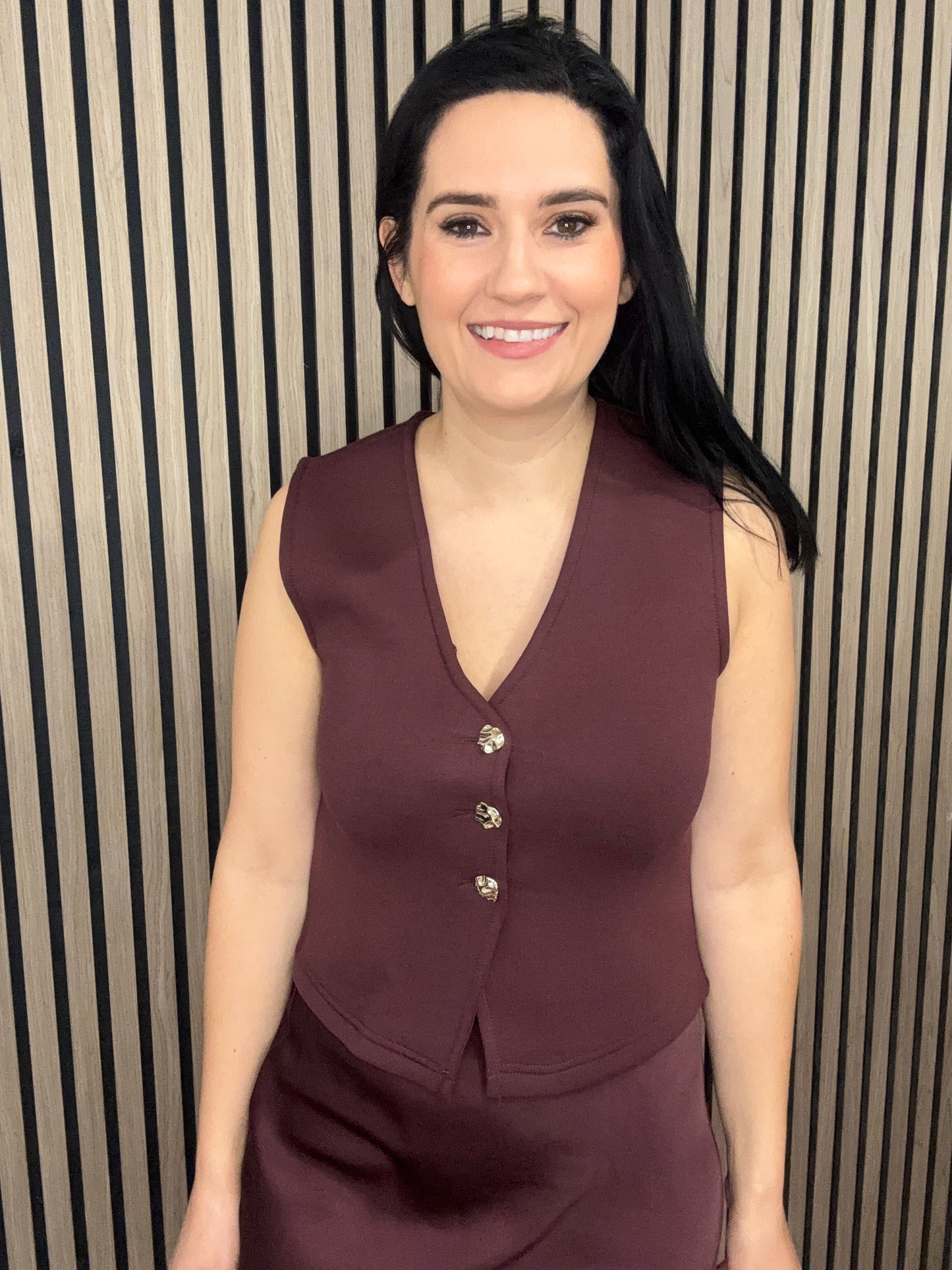 Naomi vest in burgandy