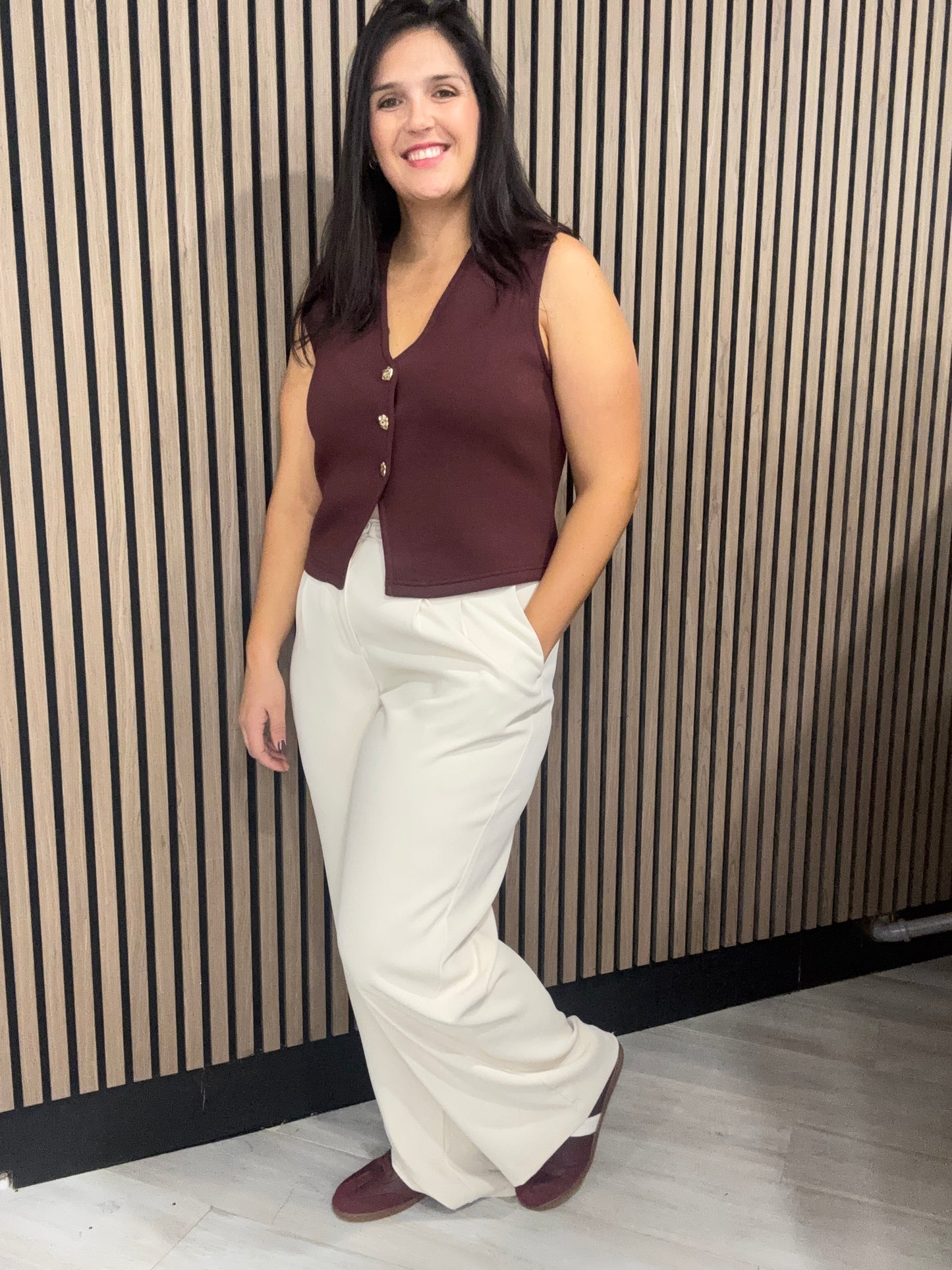 Naomi vest in burgandy