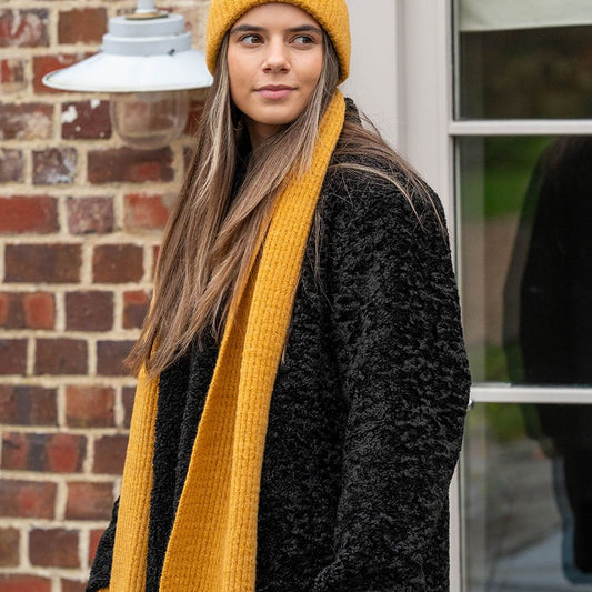 Recycled blend mustard cable knit scarf