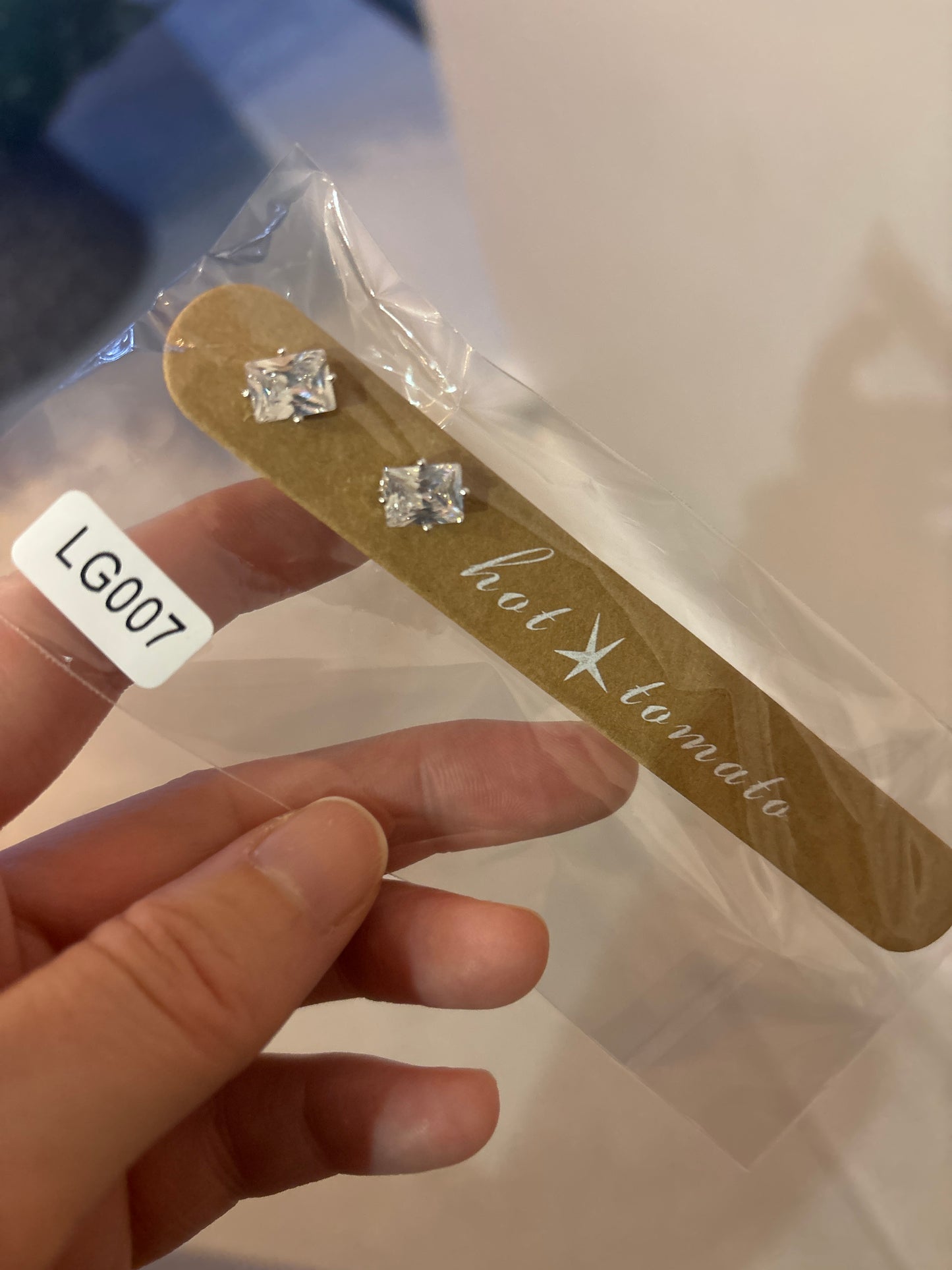 Brilliant Sparkle Oblong Studs Earrings - Silver/Clear