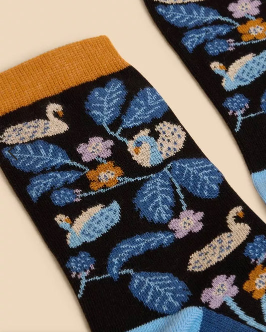 SWAN ANKLE SOCK  IN BLACK MULTI