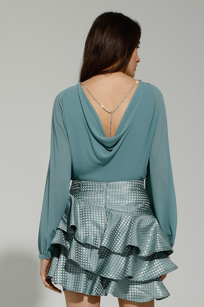 GEORGETTE BLOUSE WITH CHAIN ON THE BEHIND NECK