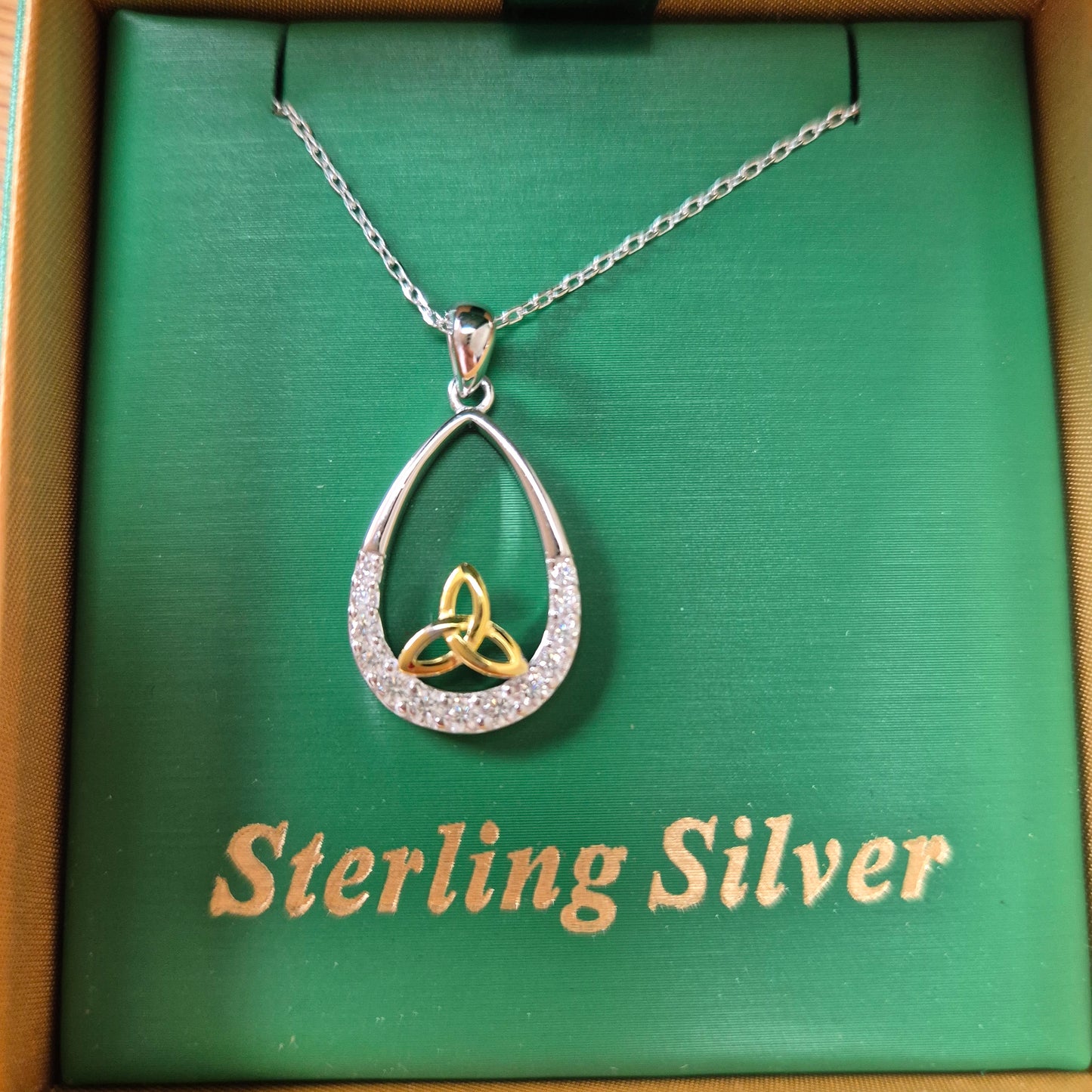 Celtic oval celtic two tone trinity necklace CS329