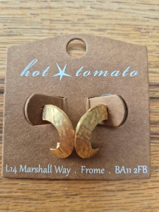 Dappled Demi Hoop Earring - Matte Gold