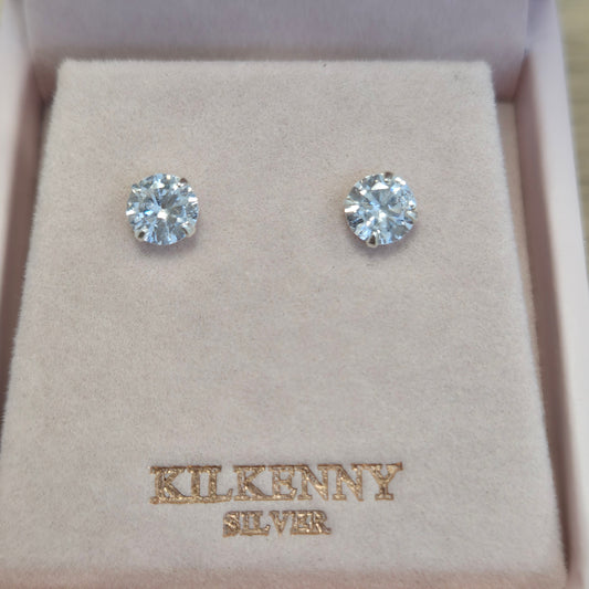 Clear CZ Circle studs E1880