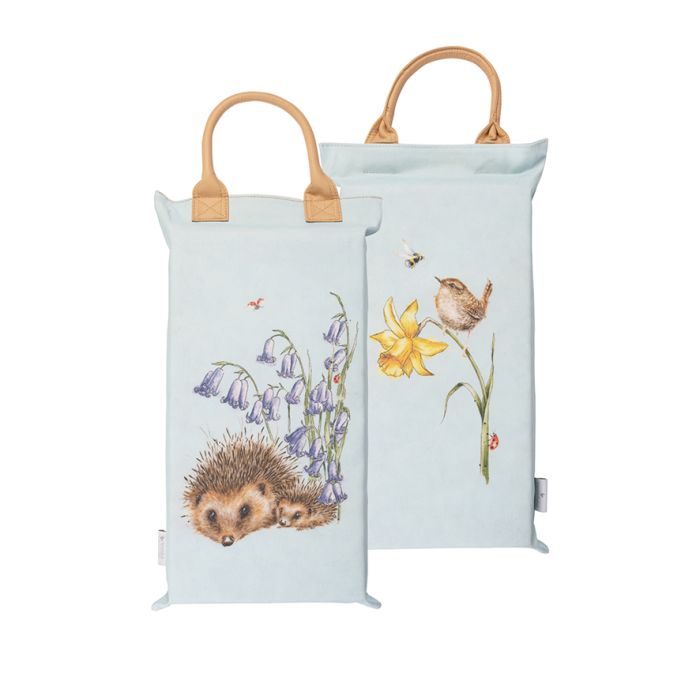 LOVE AND HEDGEHUGS' HEDGEHOG GARDEN KNEELER