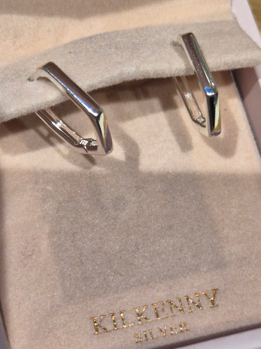 Silver angle hoop earrings E2032