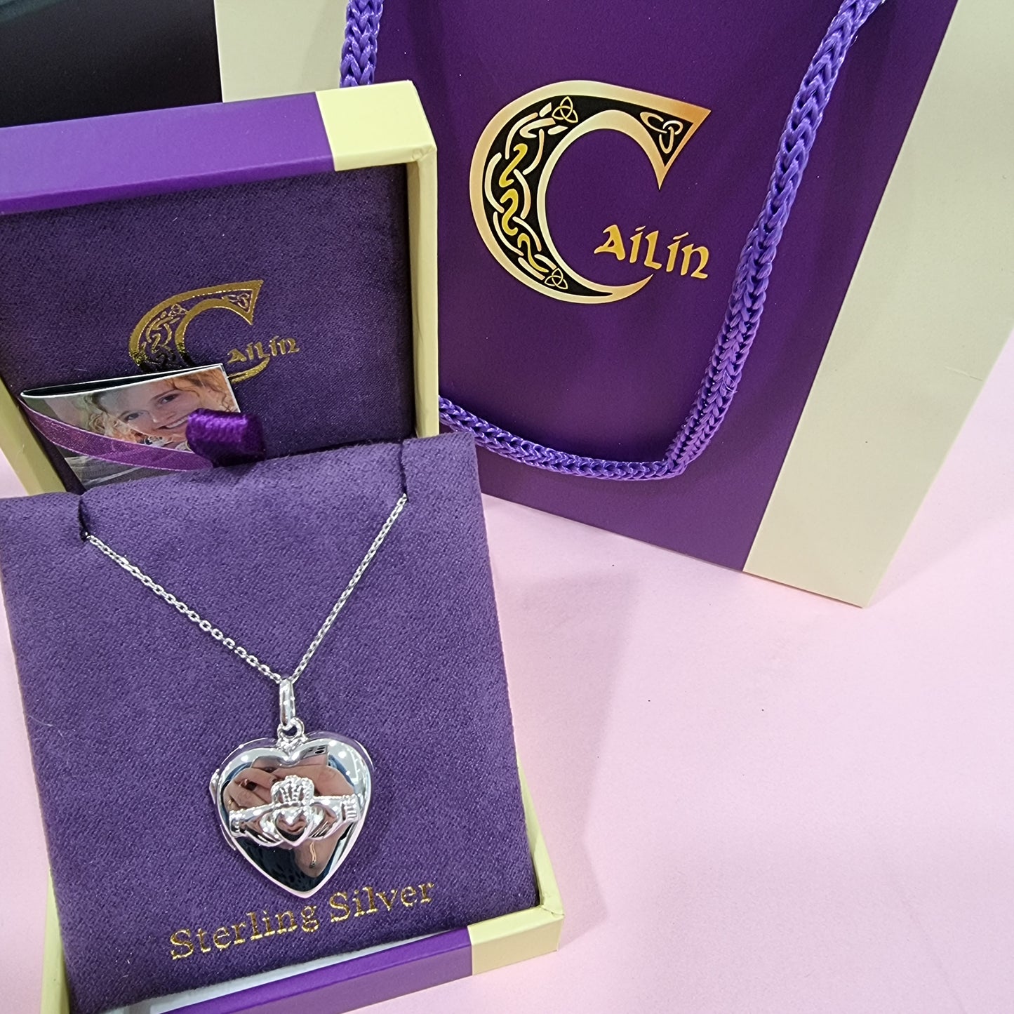 Silver heart claddagh locket pendant P711201