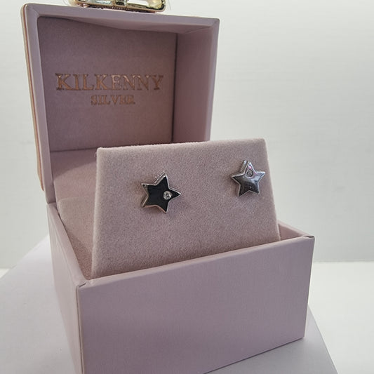 Star with stud diamonte earring