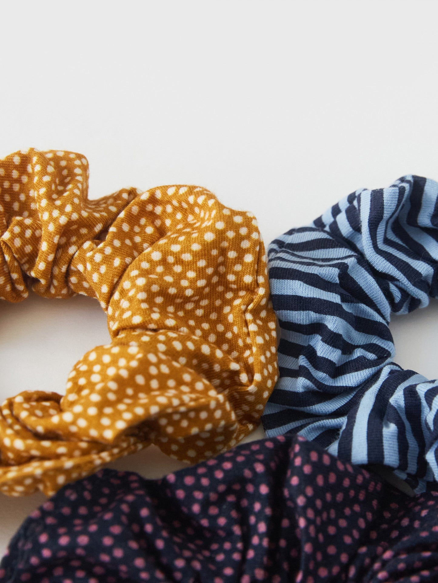 OFFCUT JERSEY SCRUNCHIES BLUE MULTI