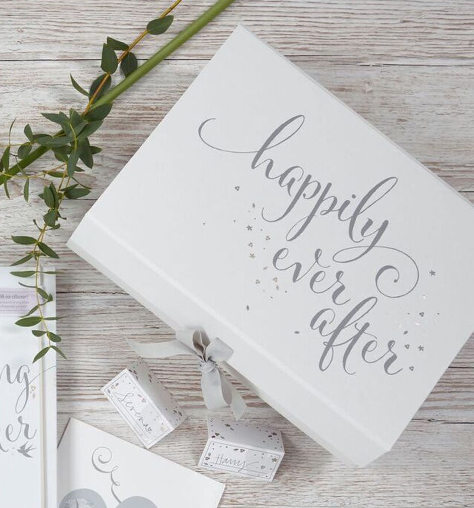 WEDDING KEEPSAKE BOX busy bee