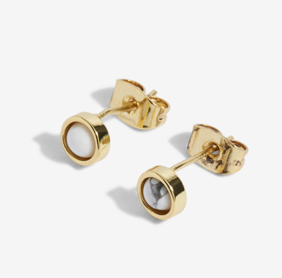 BOHEMIA HOWLITE STUD EARRINGS