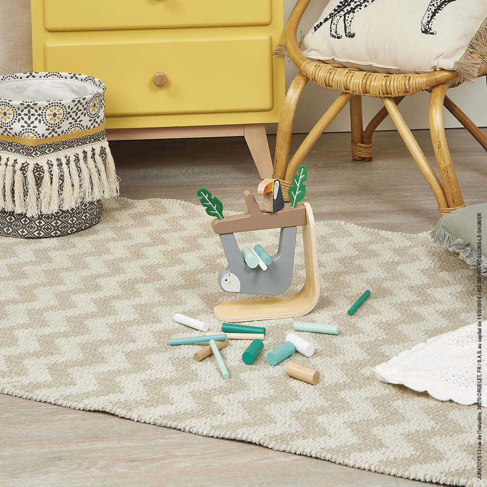 SLOTH - BALANCE GAME