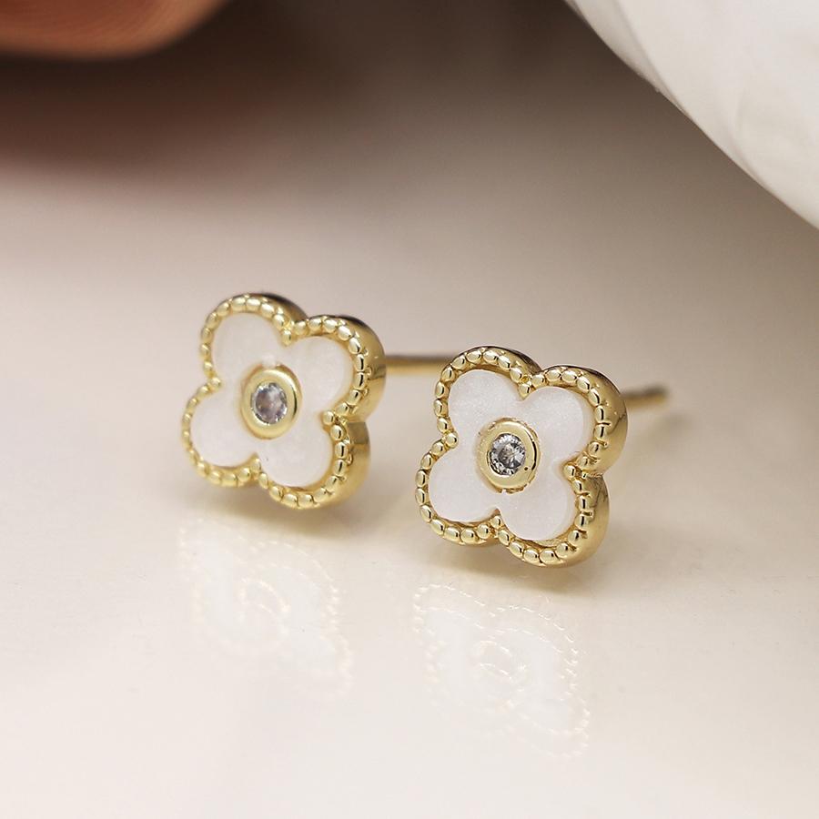 Golden small quatrefoil stud earrings