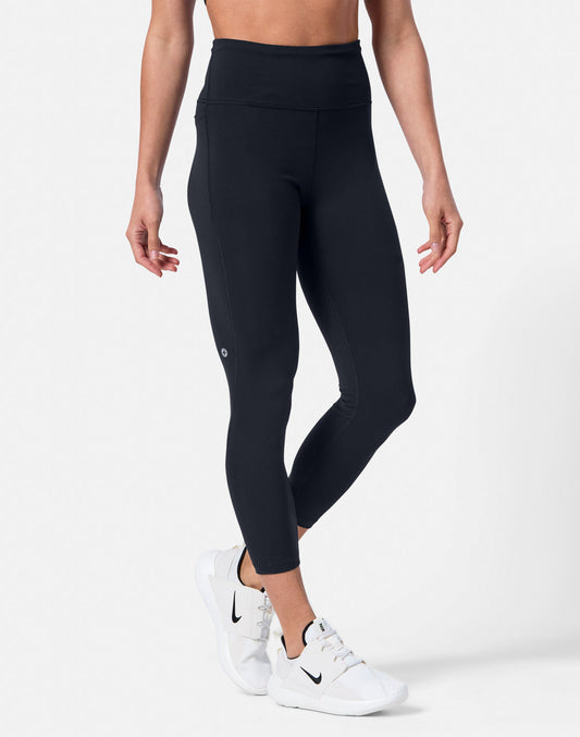 RELENTLESS 7/8 LEGGINGS IN BLACK