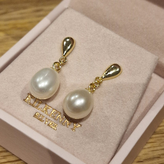 Pearl drop gold earrings