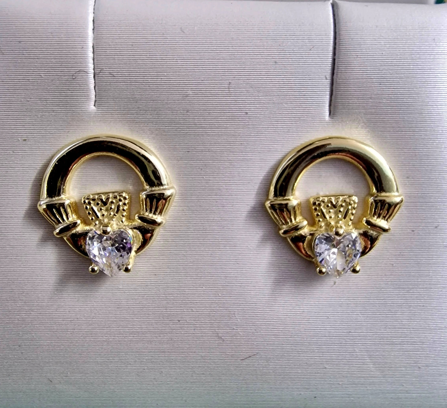 GOLD CLADDAGH STUDS - CLEAR STONE