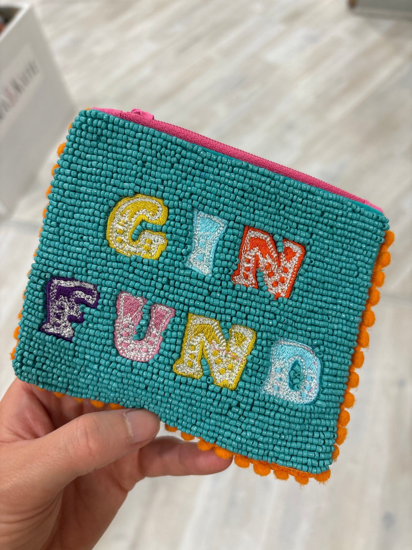 81668 Gin Fund POM Beaded Purse