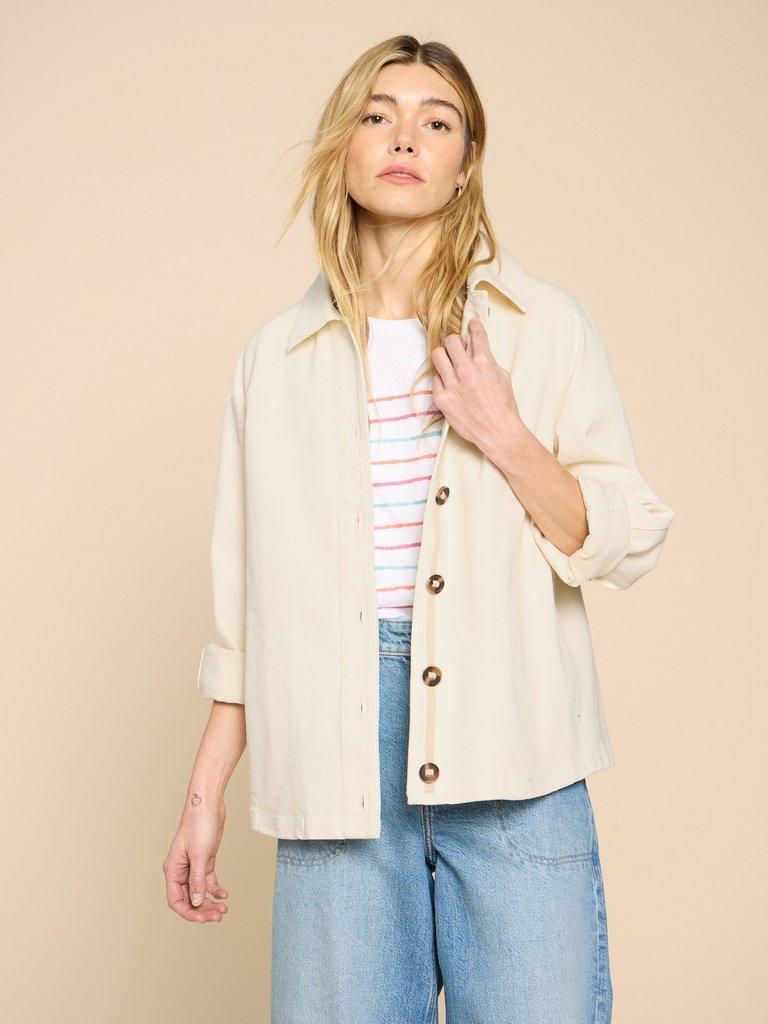 EDEN DENIM RELAXED JACKET
IN LIGHT NATURAL