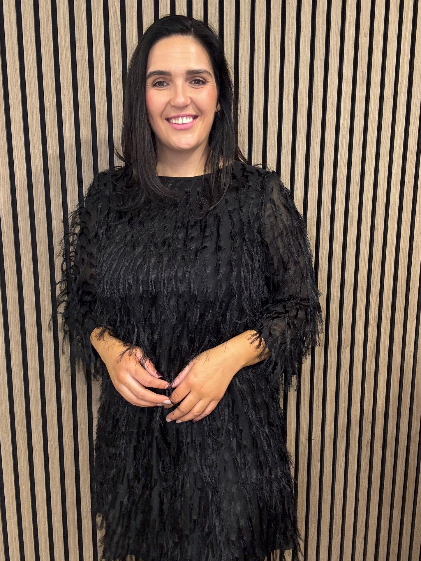 Fleur o-neck black feather dress 3/4 sleeve