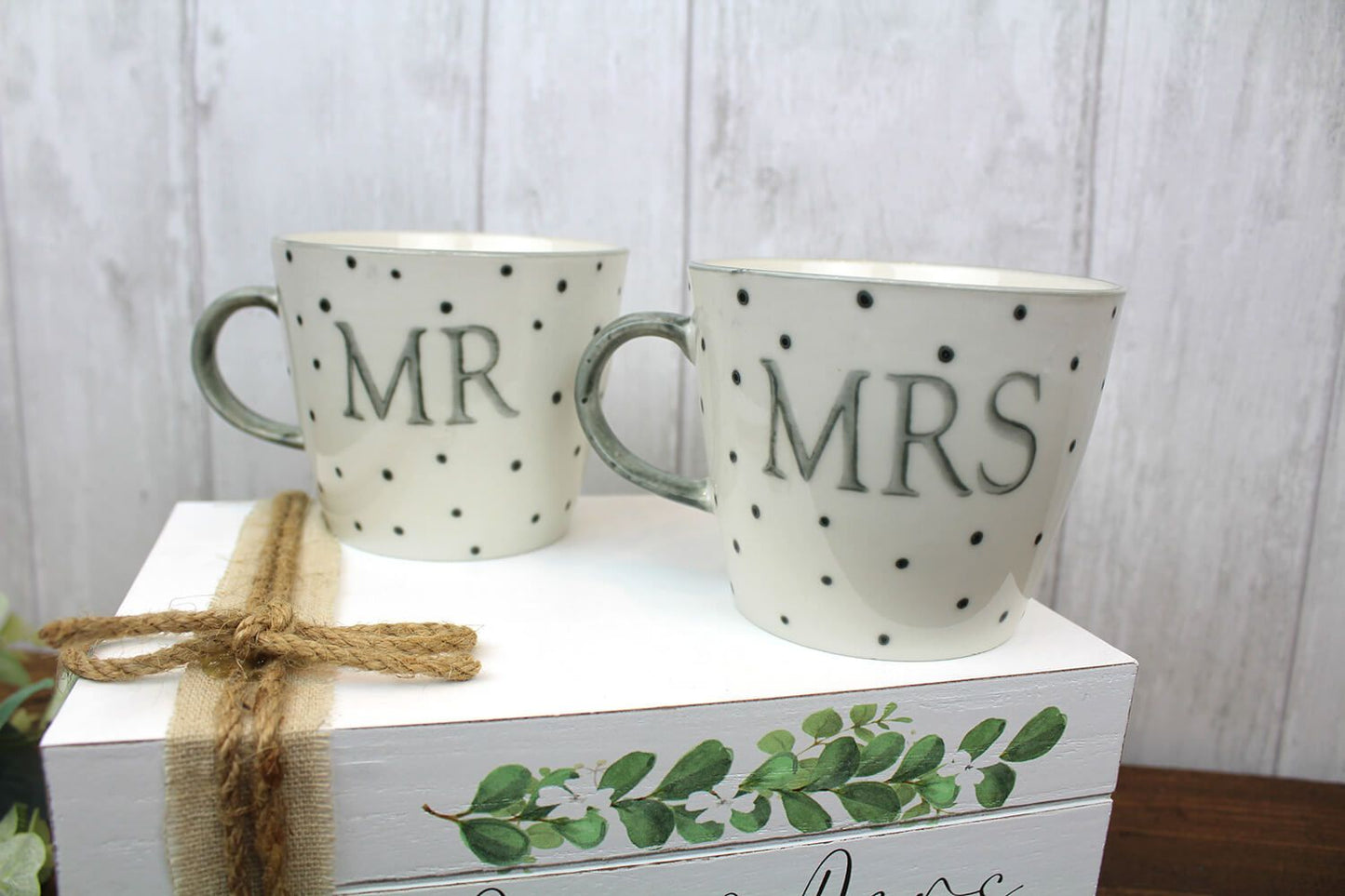 WEDDING MR & MRS MUGS S/2 CREAM STONEWARE WITH GREY WORD