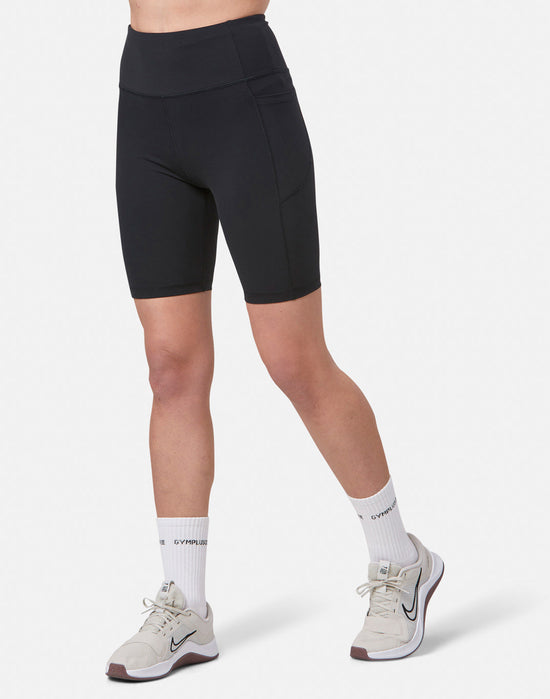 RELENTLESS 8" BIKE SHORT IN BLACK