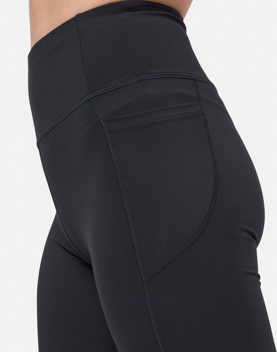 RELENTLESS 8" BIKE SHORT IN BLACK