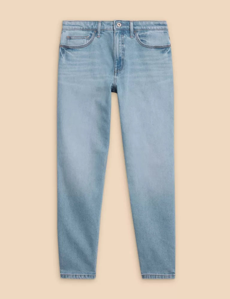 FREYA WEEKEND JEAN
IN LIGHT DENIM regular length