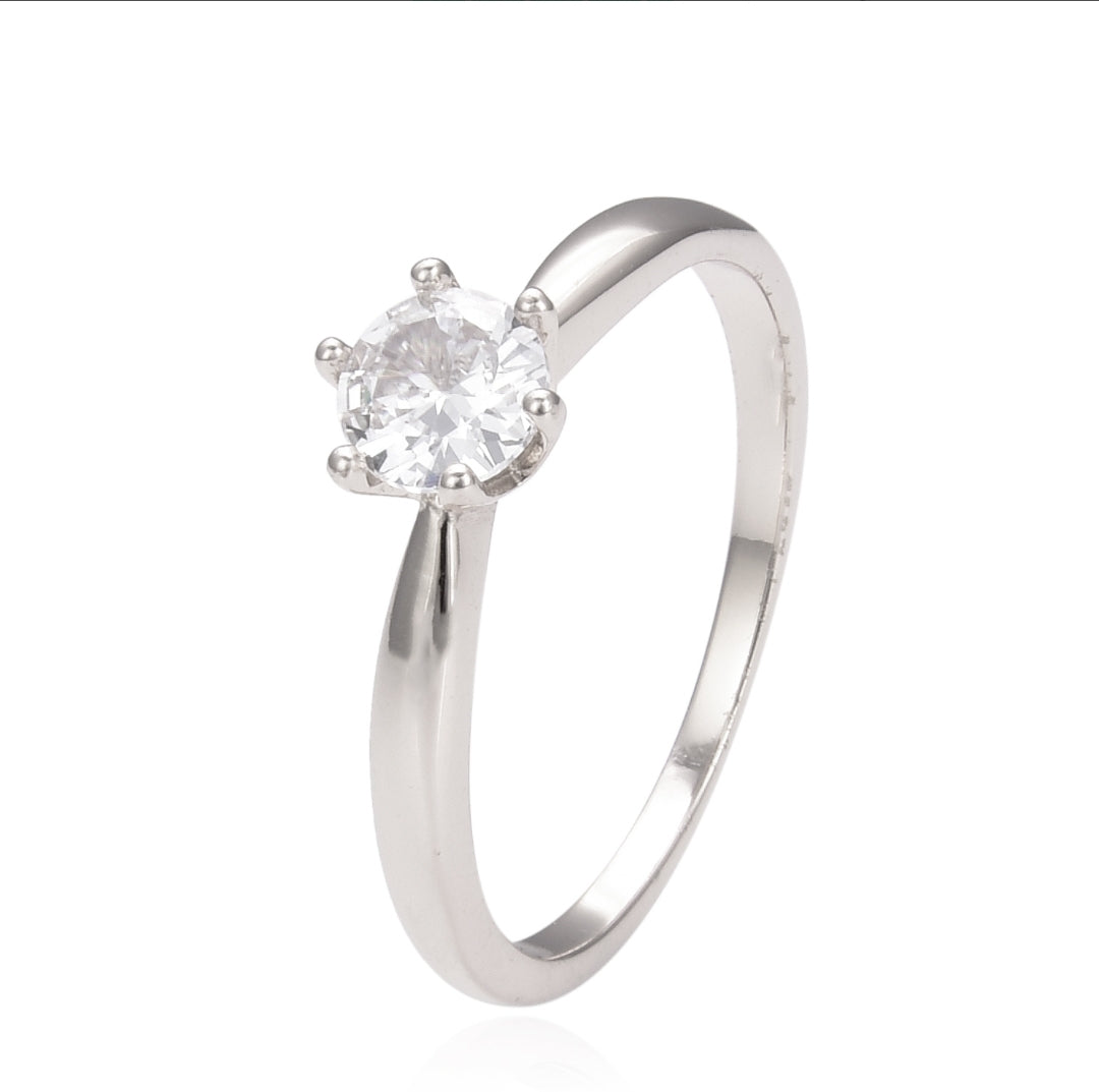 Single Cubic Zirconia Ring – Silver 2246