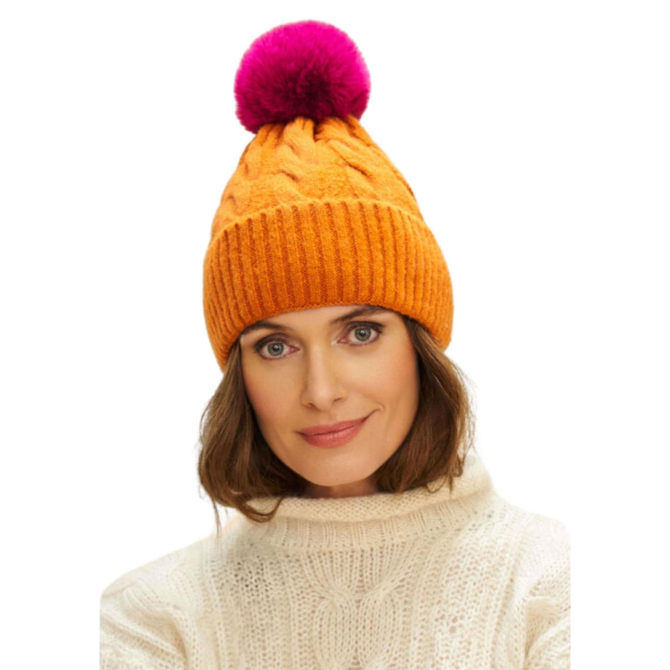 Svana Bobble Hat - Tangerine