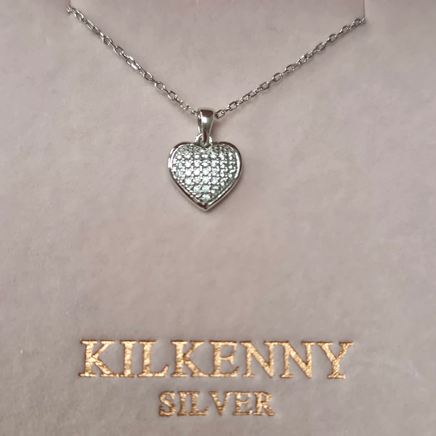 Criss cross heart necklace