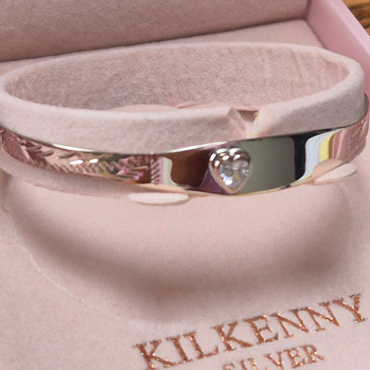 Celric heart bangle with stone