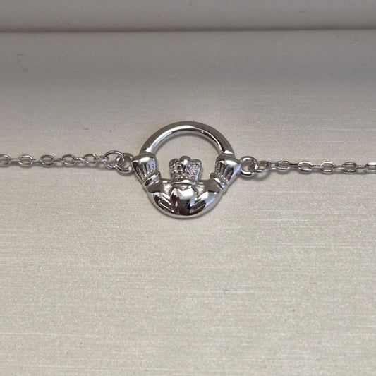 Silver Small Claddagh Bracelet KS917