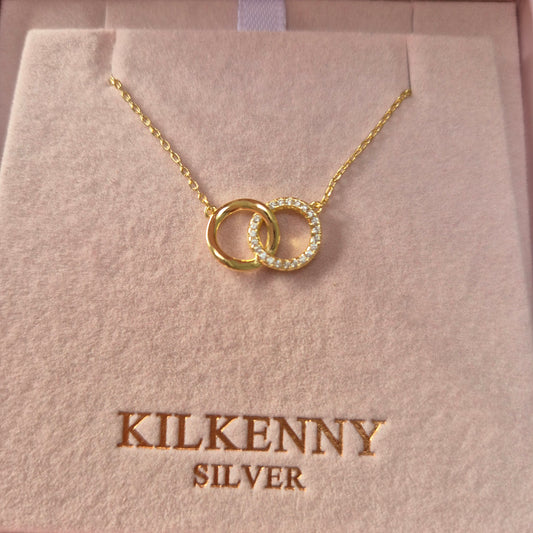 Interlocking circles with stones necklace