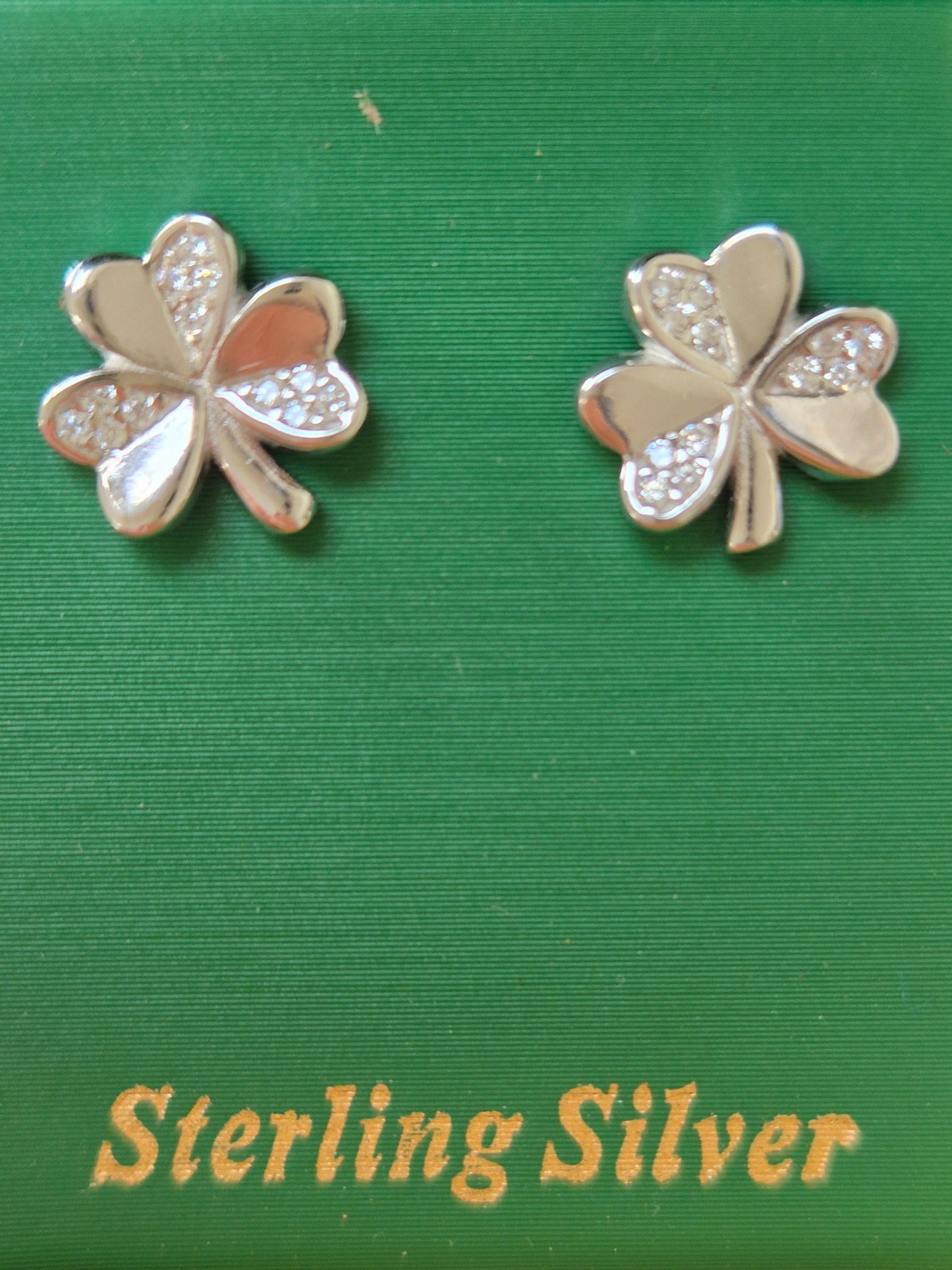 Silver shamrock Studs earrings CS326