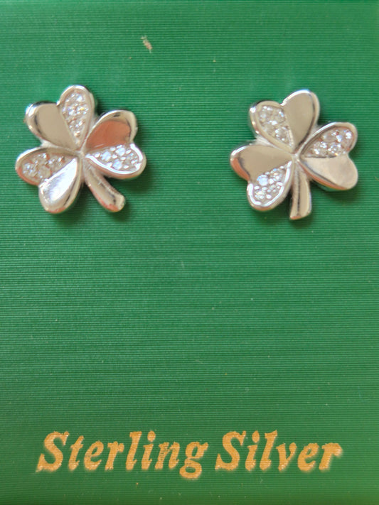 Silver shamrock Studs earrings CS326