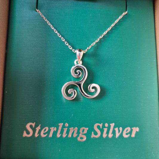 Celtic Trinity Triskele necklace Gold