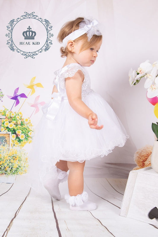 White and silver dimonte short gown 123045