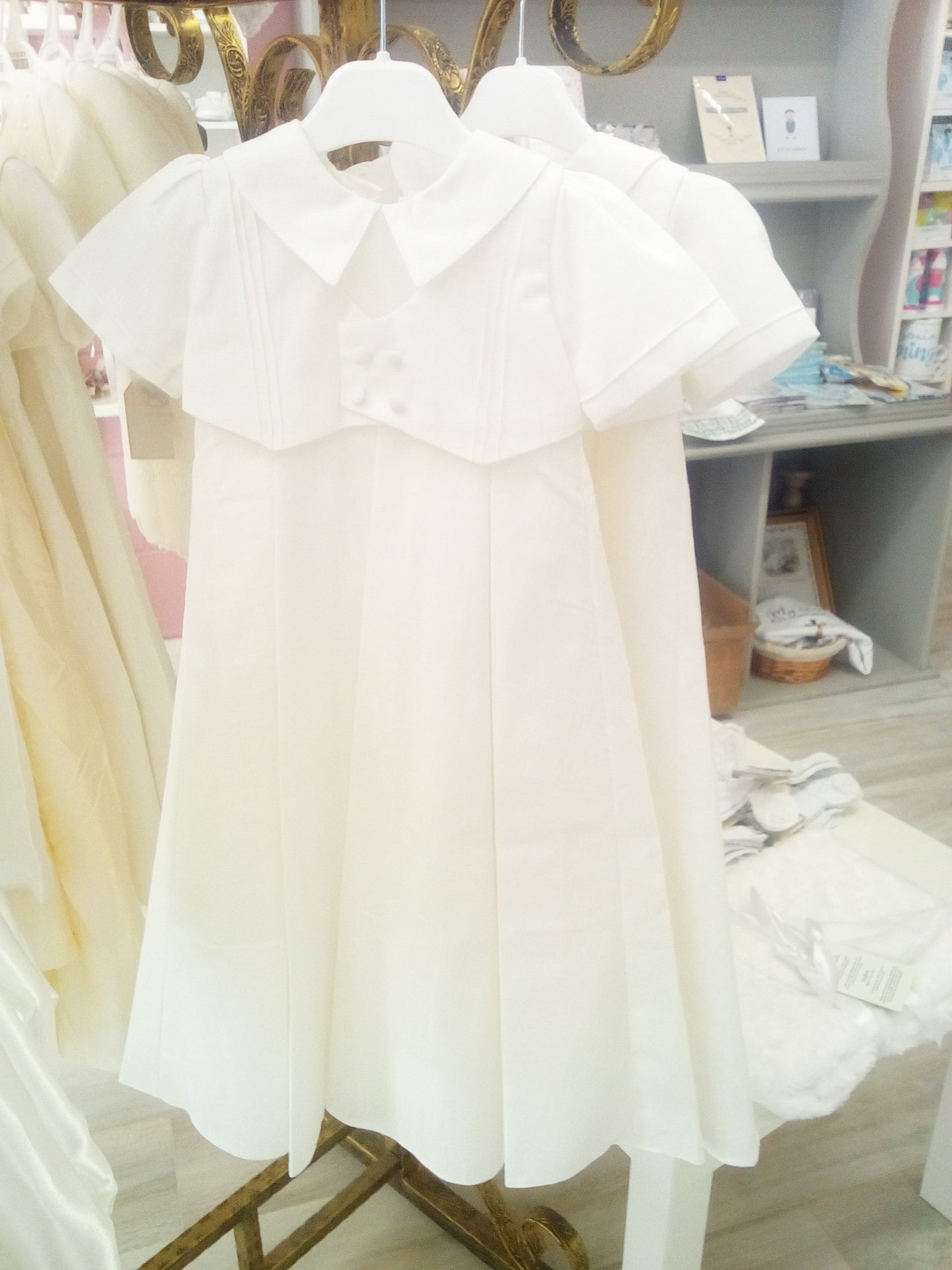 Unisex long christening gown with bonnet - white 8202 – NORA & KATIE
