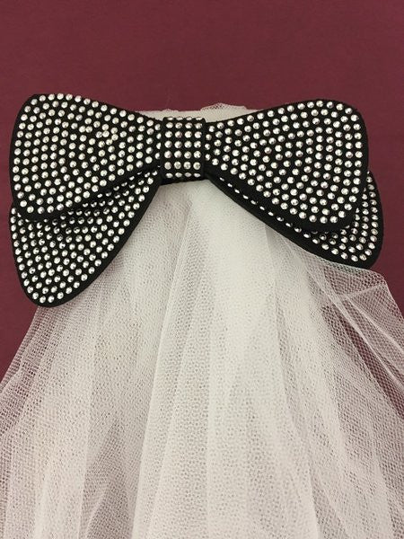 Studded Bow Veil