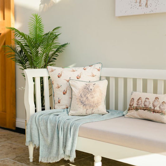 THE WOOLLY JUMPER' CUSHION

- 40cm